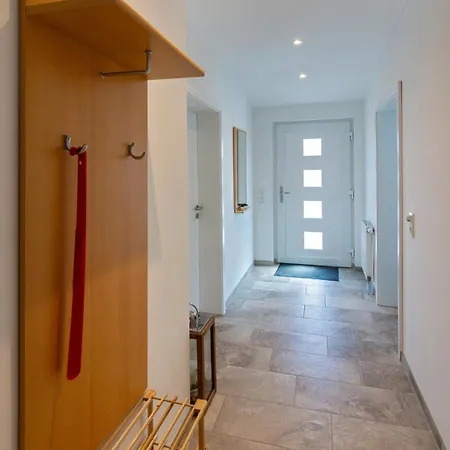 Huus Op De Wurf * Dornumergrode