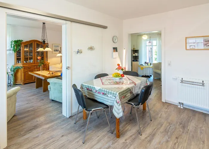 Huus Op De Wurf * Dornumergrode